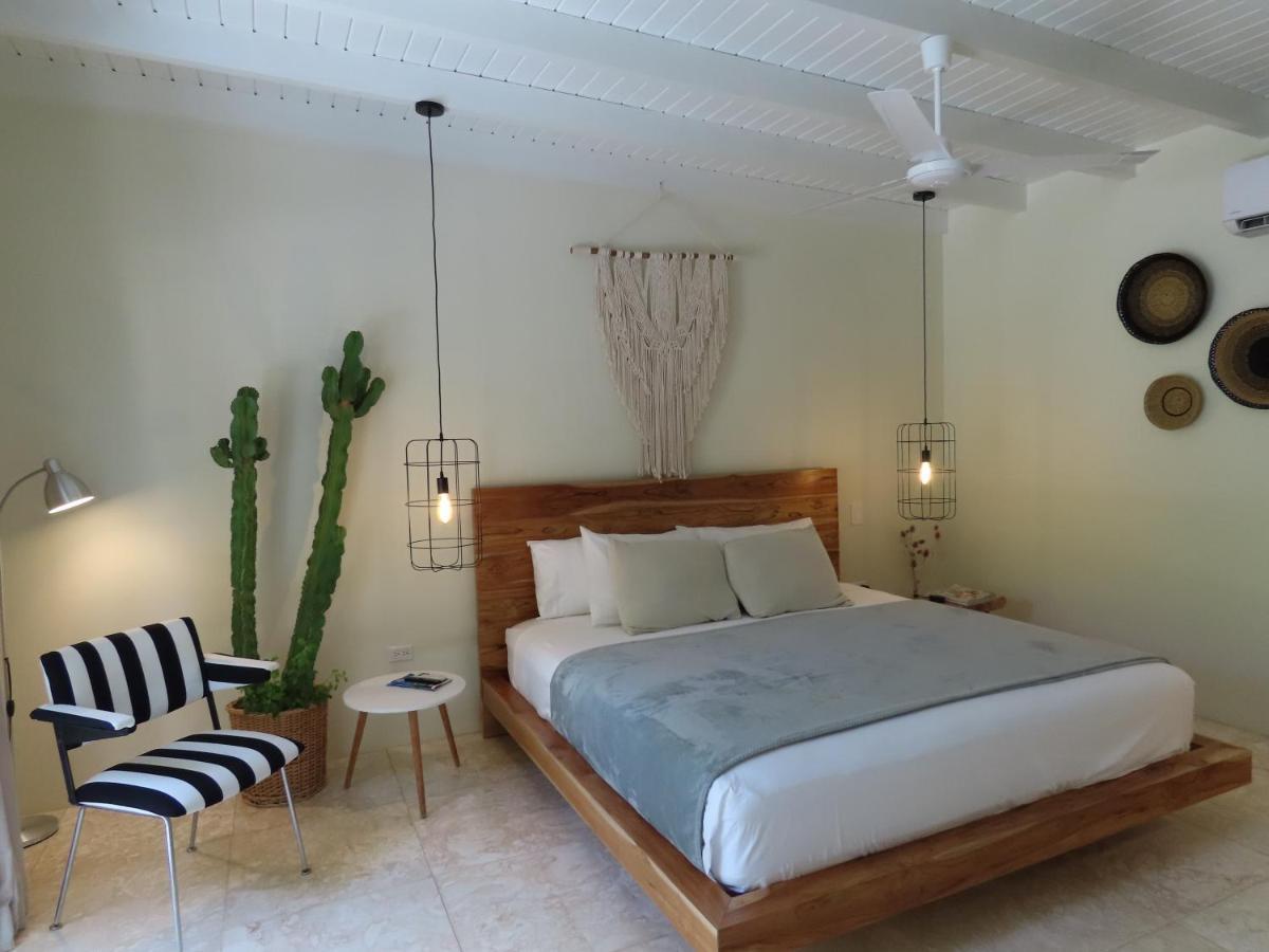 Naima Luxury Home, Cottage & Apartment Rentals Paradera Екстериор снимка
